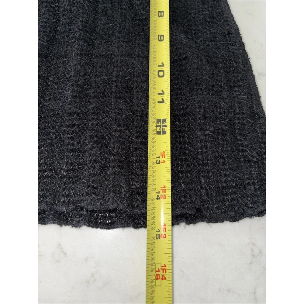 urban outfitters silence + noise Black sweater Womens XS‎ Bell Sleeve Cropped